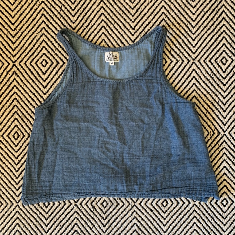 Me& Arrow gauze cotton tank. Medium but Runs like a small